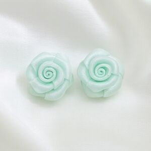 Women's Stunning Silver tone Fabric Light Green Flower Design Stud Earrings 0.75